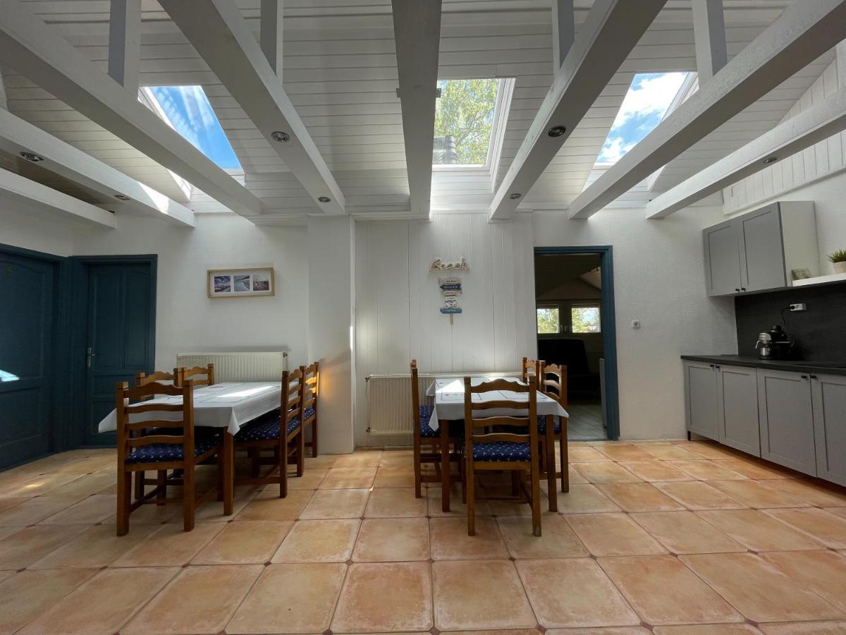 Pelso Apartman Zamardi Luaran gambar